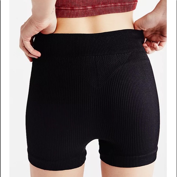 NEW! Free People Prajna Shorts - XS/S - Black - Perfect with logo - Picture 4 of 9